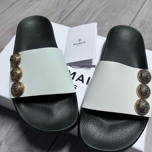 Balmain slides